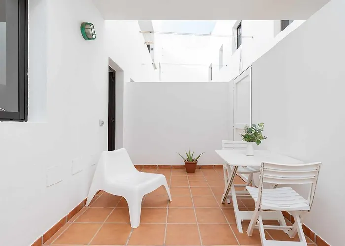 Mahostly Comillas Pf Arrecife (Lanzarote)